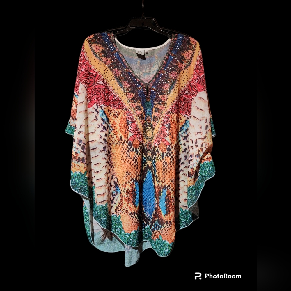 Like new condition OS - One size bathing suit coverup
